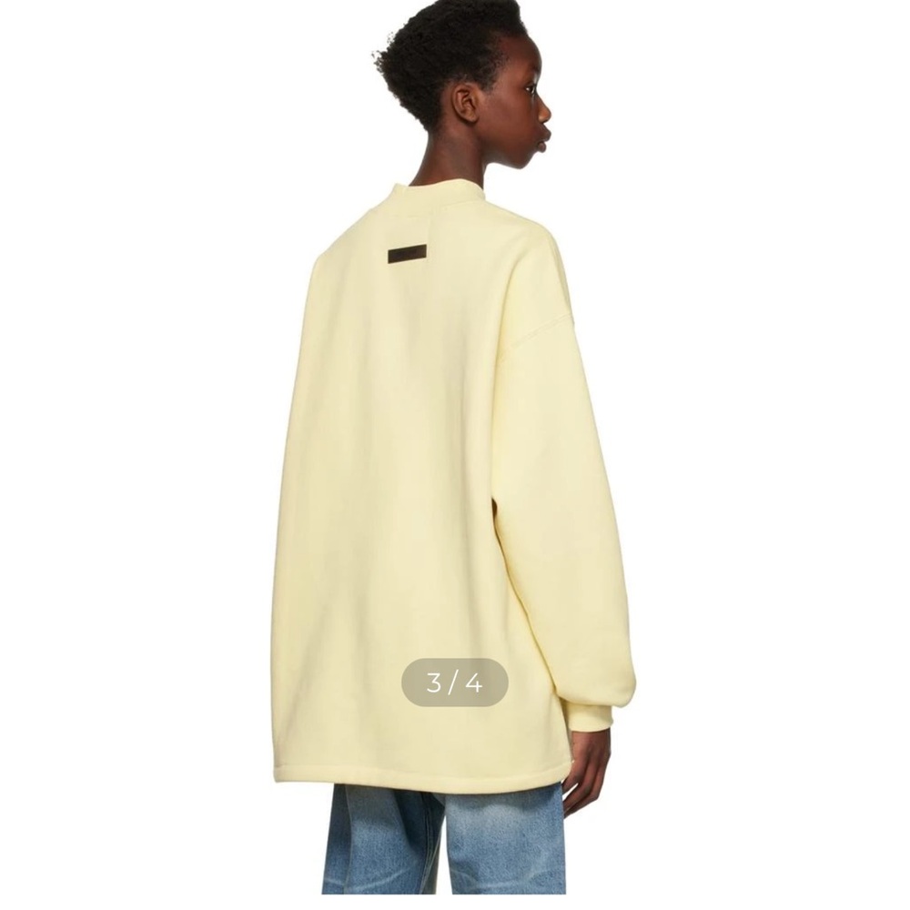 FEAR OF GOD ESSENTIALS
Relaxed Yellow Oversized Sweatshirt